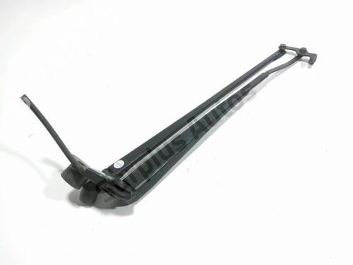 front-windshield-wiper-arm-toyota-yaris-_p13_-2010-2011-2012-2013-2014-2015-2016-2017-2018-2019-2020-32154414 main image