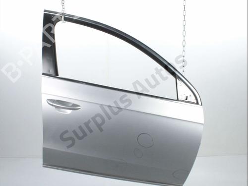 right-front-door-vw-passat-b7-variant-365-2010-2011-2012-2013-2014-2015-37775523 main image