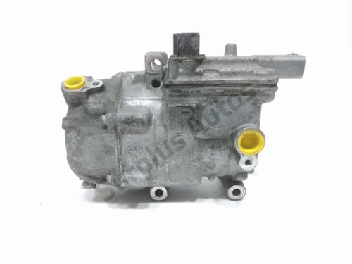 Used AC compressor AC compressor TOYOTA AURIS (_E15_) 1.8 Hybrid (ZWE150_, ZWE150R) (136 hp) 40059223 40059223