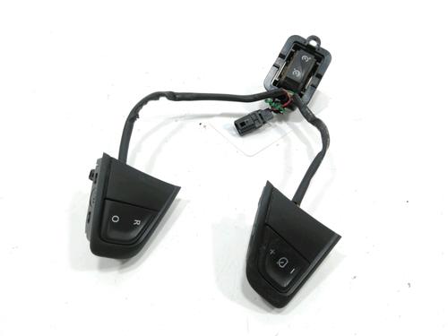 Used Switch RENAULT MEGANE III Hatchback (BZ0/1_, B3_) 1.5 dCi (106 hp) 30989758