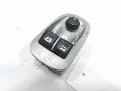 Used Left front window switch PEUGEOT 206+ (2L_, 2M_) 1.4 HDi eco 70 (68 hp) 30999062