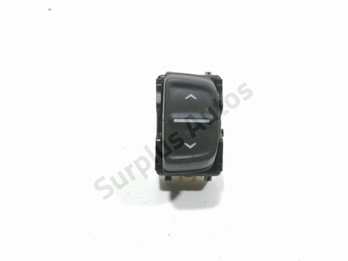 Used Left front window switch Left front window switch DACIA SANDERO II TCe 90 (B8M1, B8MA, B8AC) (90 hp) 33034587 33034587