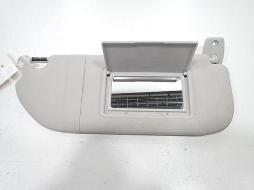 Used Right sun visor Right sun visor 31002352 31002352