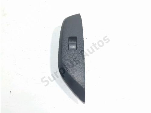 right-front-window-switch-toyota-yaris-_p21_-_pa1_-_ph1_-2020-40059809 main image