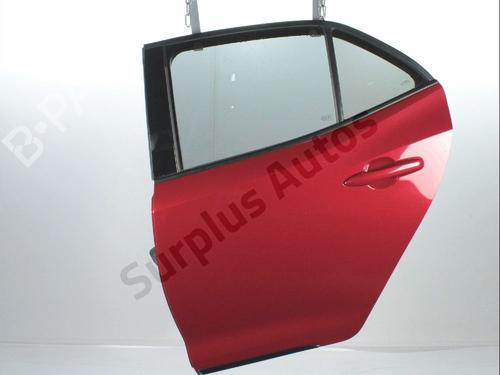 Used Left rear door Left rear door TOYOTA COROLLA Hatchback (_E21_, _EA1_, _EH1_) 1.8 Hybrid (ZWE211, ZWE219) (122 hp) 40060229 40060229