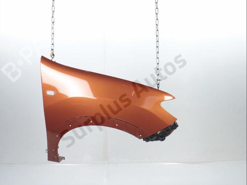 right-front-fenders-dacia-sandero-ii-2012-37065893 main image