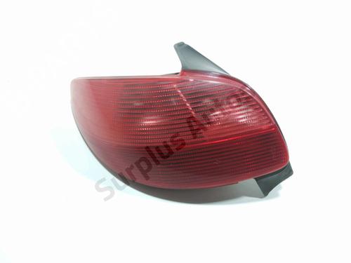 Used Left taillight PEUGEOT 206 Hatchback (2A/C) 1.4 i (75 hp) 29444290