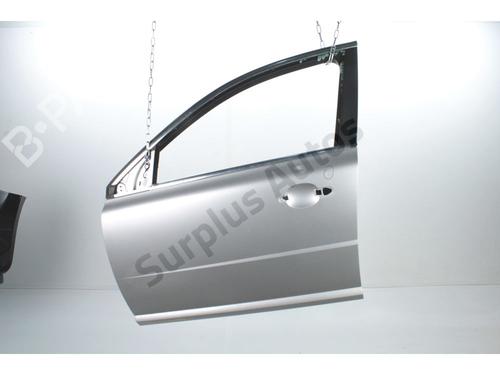 Used Left front door VOLVO V70 III (135) D3 (136 hp) 30086520