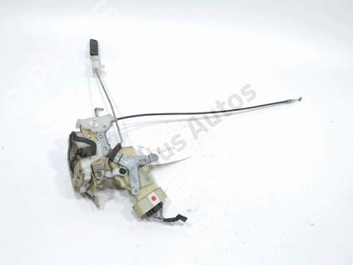 Used Front left lock TOYOTA YARIS (_P1_) 1.4 D-4D (NLP10_, NLP10R) (75 hp) 30998233