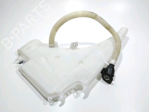 Used Windscreen washer tank BMW 3 (E90) 320 d (163 hp) 29580765