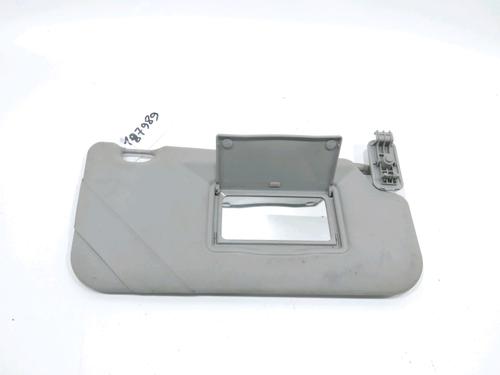 Used Right sun visor Right sun visor 37784636 37784636