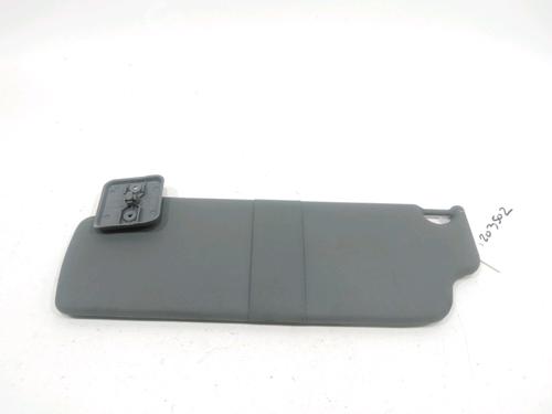 Used Left sun visor Left sun visor 31004075 31004075