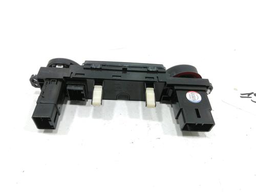 Warning switch HYUNDAI i20 I (PB, PBT) 1.4 CRDi | BP30990009I22 - Image 2