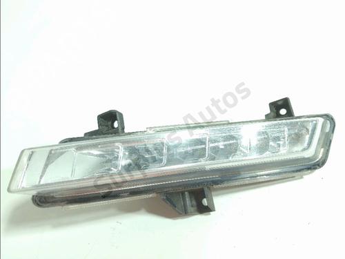 Used Left daytime light Left daytime light 39397875 39397875