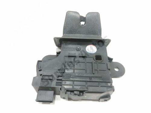 Used Tailgate lock CHEVROLET CRUZE (J300) 1.6 (124 hp) 31058577
