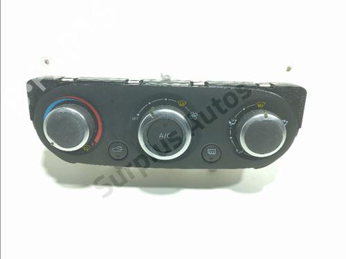 climate-control-renault-clio-iv-bh_-2012-2013-2014-2015-2016-2017-2018-2019-2020-2021-40251943 main image
