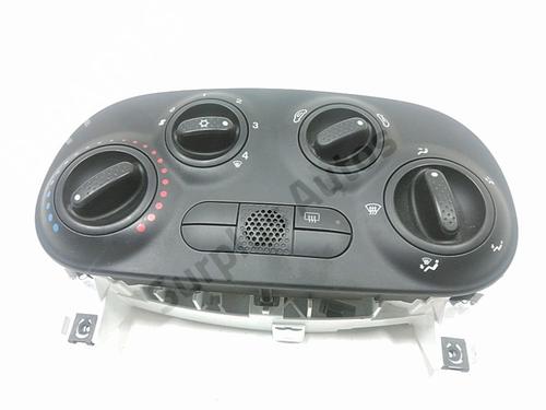climate-control-fiat-500-312_-2007-39462399 main image