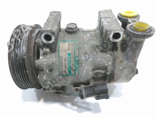 Compressor A/A FORD FIESTA V (JH_, JD_) 1.4 TDCi (68 hp) 32153646