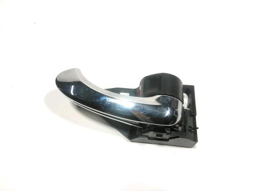 Used Front right interior door handle Front right interior door handle TOYOTA RAV 4 III (_A3_) 2.2 D 4WD (ALA30_, ALA30R) (136 hp) 28242647 28242647