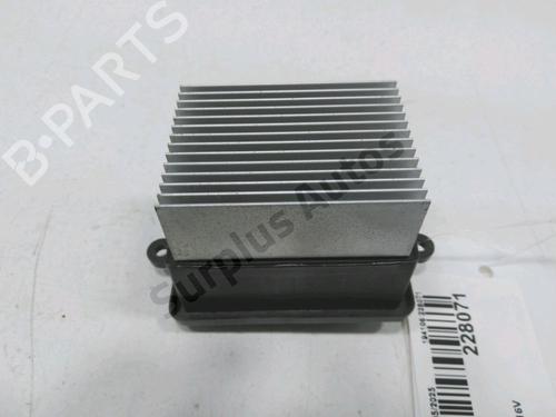 Used Heater resistor FIAT 500L (351_, 352_) 1.6 D Multijet (199LYD1B) (105 hp) 30986969