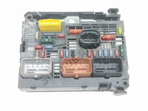 Used Electronic module Electronic module PEUGEOT 308 I (4A_, 4C_) 1.6 HDi (90 hp) 39705647 39705647