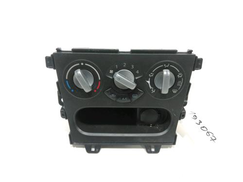 Used Climate control Climate control 30988539 30988539