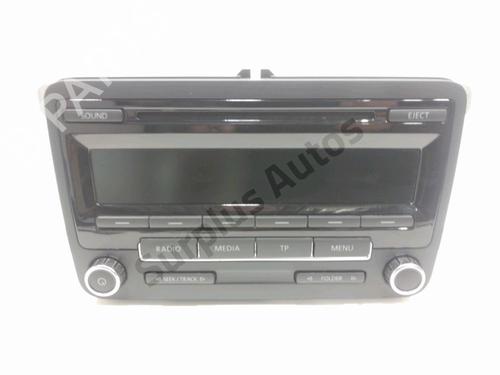 Used Radio VW POLO V (6R1, 6C1) 1.4 (6R1) (85 hp) 32655289