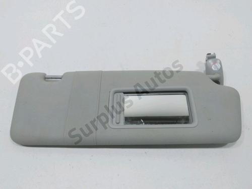Used Right sun visor Right sun visor 38588252 38588252