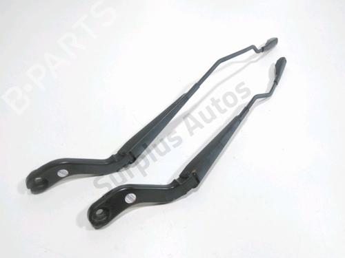 Used Front windshield wiper arm FORD ECOSPORT 1.5 TDCi (90 hp) 28272005