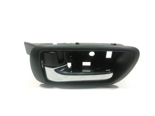 Used Front left interior door handle TOYOTA COROLLA Verso (ZER_, ZZE12_, R1_) 2.0 D-4D (CUR10_, CUR10R) (116 hp) 28243074