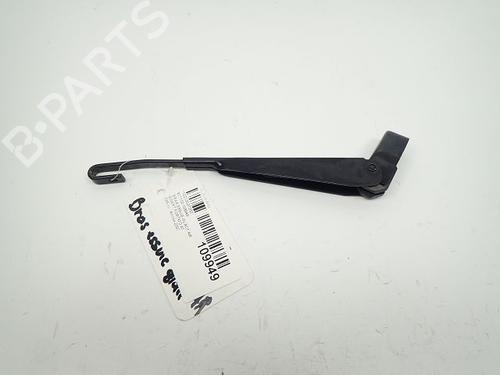 Used Rear windshield wiper arm Rear windshield wiper arm 37789477 37789477