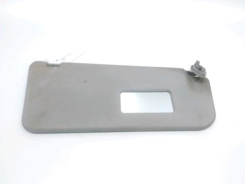 Used Right sun visor Right sun visor 31002605 31002605