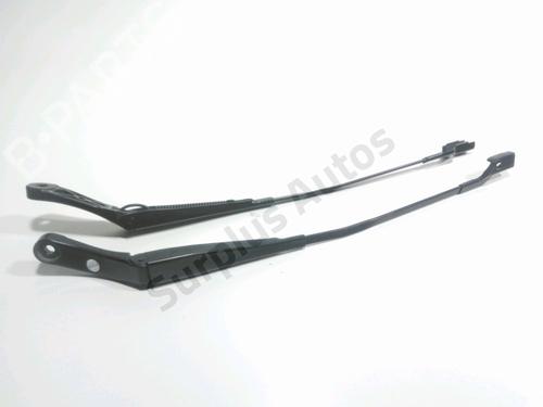Used Front windshield wiper arm OPEL ASTRA K Sports Tourer (B16) 1.5 CRDI (35) (122 hp) 28272214