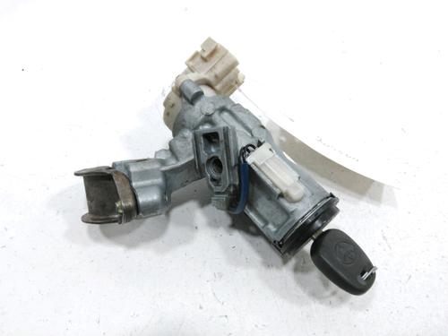Used Ignition barrel Ignition barrel TOYOTA YARIS (_P1_) 1.0 (SCP10_, SCP10R) (68 hp) 35773473 35773473