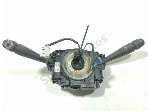 Used Steering wheel controls Steering wheel controls CITROËN C4 CACTUS 1.2 THP 110 (110 hp) 40464494 40464494