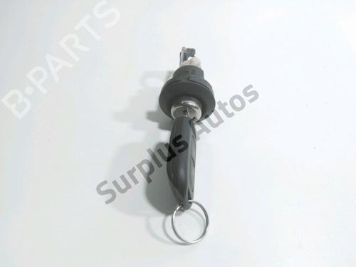 Used Switch DACIA SANDERO II TCe 90 (B8M1, B8MA, B8AC) (90 hp) 31001397