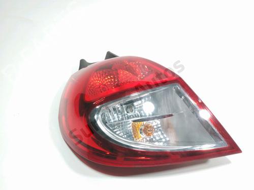 left-taillight-renault-clio-iii-br01-cr01-2005-2006-2007-2008-2009-2010-2011-2012-2013-2014-34232853 main image