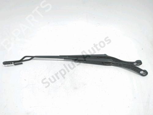 Used Front windshield wiper arm Front windshield wiper arm 39491503 39491503