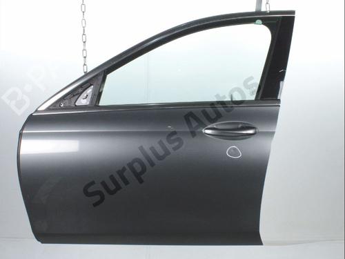 Used Left front door Left front door 38743136 38743136
