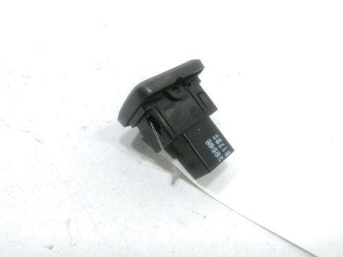 Left front window switch FIAT 500 (312_) 1.2 (312AXA1A) | BP37778048I27 - Image 2