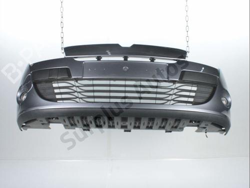 Used Front bumper RENAULT MEGANE III Hatchback (BZ0/1_, B3_) 1.5 dCi (106 hp) 28447804