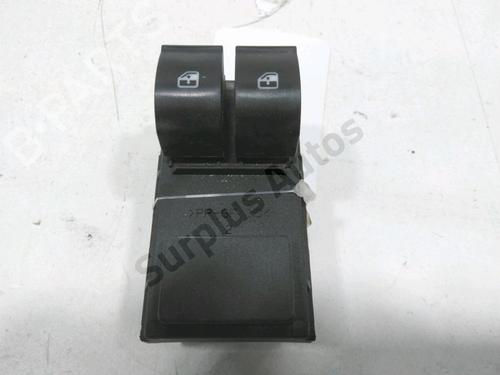 Used Left front window switch FIAT GRANDE PUNTO (199_) 1.3 D Multijet (75 hp) 30999097