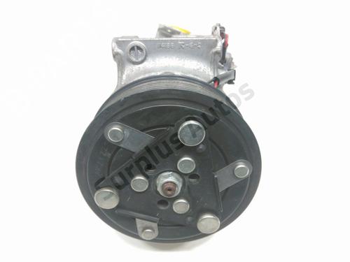 Used AC compressor AC compressor RENAULT MEGANE IV Hatchback (B9A/M/N_) 1.3 TCe 140 (B9NB) (140 hp) 35941445 35941445