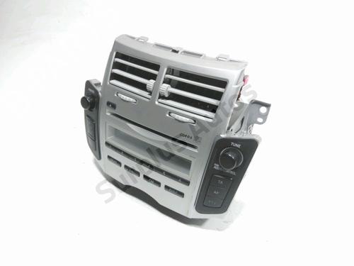 Used Radio Radio TOYOTA YARIS (_P9_) 1.0 VVT-i (KSP90_, KSP90R) (69 hp) 34643271 34643271