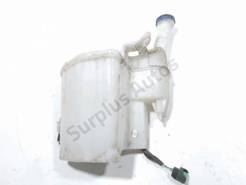 windscreen-washer-tank-citroen-c1-pm_-pn_-2005-2006-2007-2008-2009-2010-2011-2012-2013-2014-39707538 main image