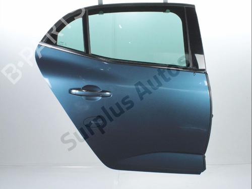 right-rear-door-renault-megane-iv-hatchback-b9amn_-2015-33333752 main image
