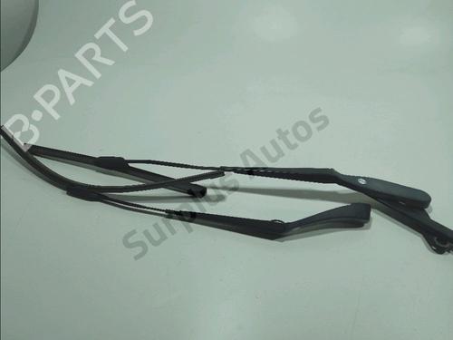 Used Front windshield wiper arm Front windshield wiper arm 36796991 36796991