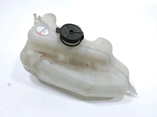 Used Windscreen washer tank RENAULT CLIO I (B/C57_, 5/357_) 1.2 (5/357Y, 5/357K) (58 hp) 31008717