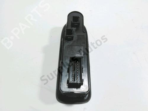 Left front window switch CITROËN C5 III (RD_) 2.0 HDi (RDRHD8, RDRHDJ, RDRHR8, RDRHRJ) | BP31822530I27