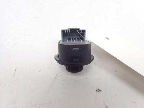 Mirror switch SKODA OCTAVIA II Combi (1Z5) 1.9 TDI | BP37773095I25 - Image 2